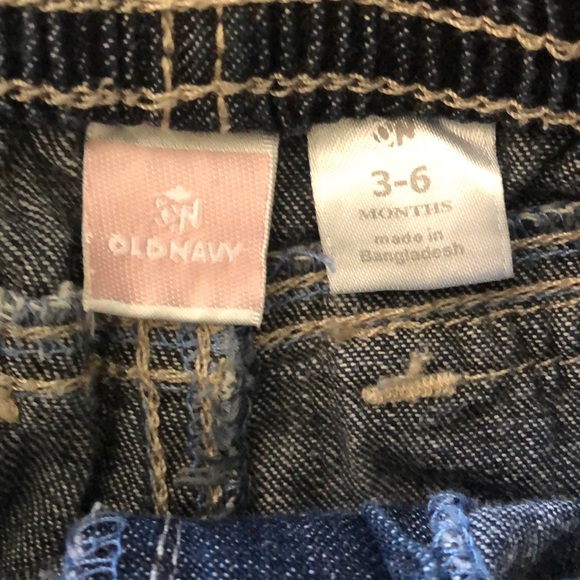 🦋🦋Baby Girl shorts and onesie 🦋🦋 - Picture 7 of 8